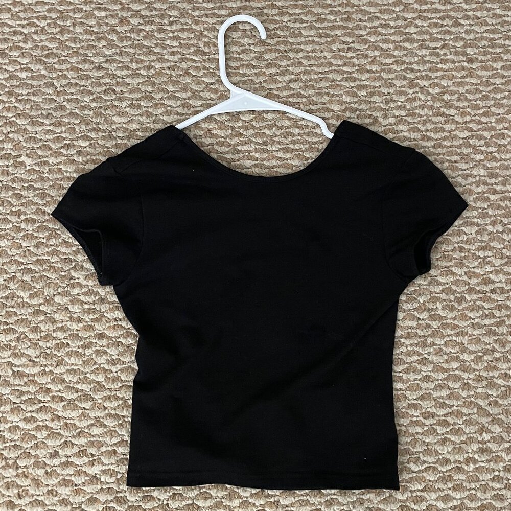 Edikted Open Back Short Sleeves Top